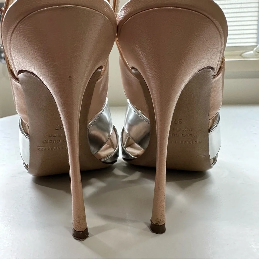 Nicholas Kirkwood Metallic Silver and Nude Heels with Black Details, Size: 37 - Picture 9 of 13